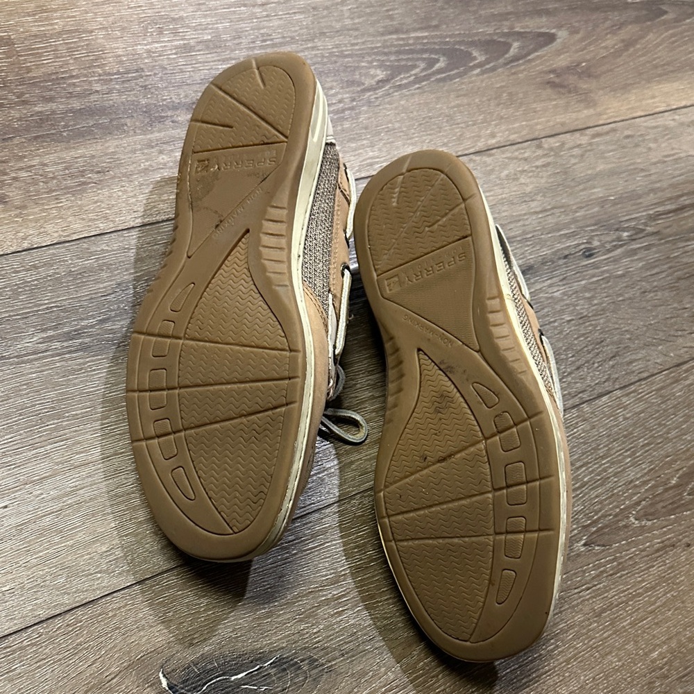 Sperry Women's Tan Leather Boat Shoes- like new - Picture 4 of 4